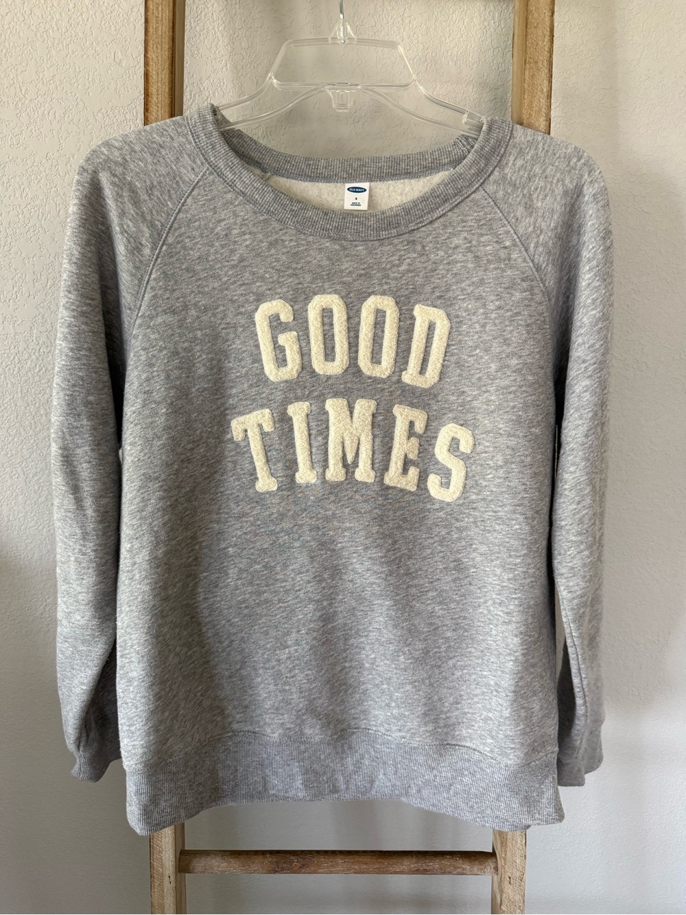 Old Navy Gray Crewneck Sweatshirt with Cream 'GOOD TIMES' Chenille
